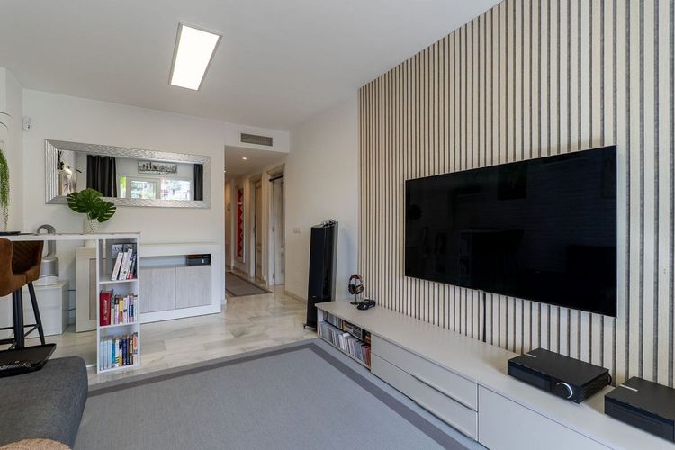 Apartment | Resale in Riviera del Sol in Riviera del Sol, Costa del Sol - Photo 3