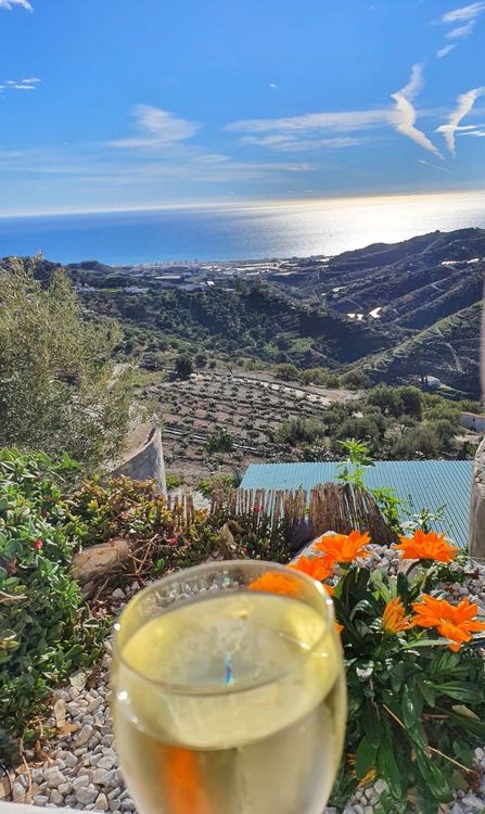 House | Resale in Torrox in Torrox, Costa del Sol - Photo 2