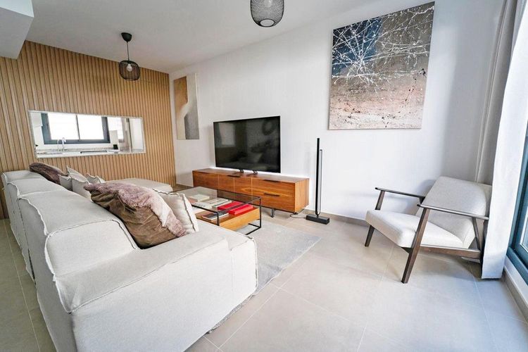 House | Resale in Estepona in Estepona, Costa del Sol - Photo 5