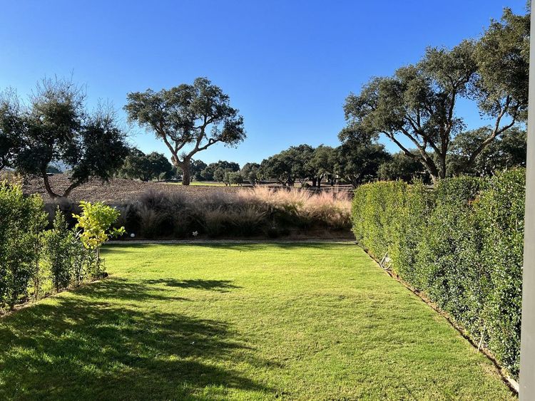 House | Resale in Sotogrande Alto in Sotogrande Alto, Costa del Sol - Photo 4