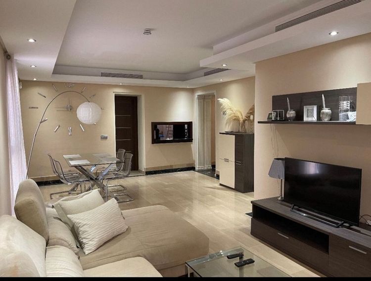 Apartment | Resale in New Golden Mile in New Golden Mile, Estepona East Others, Costa del Sol - Photo 3