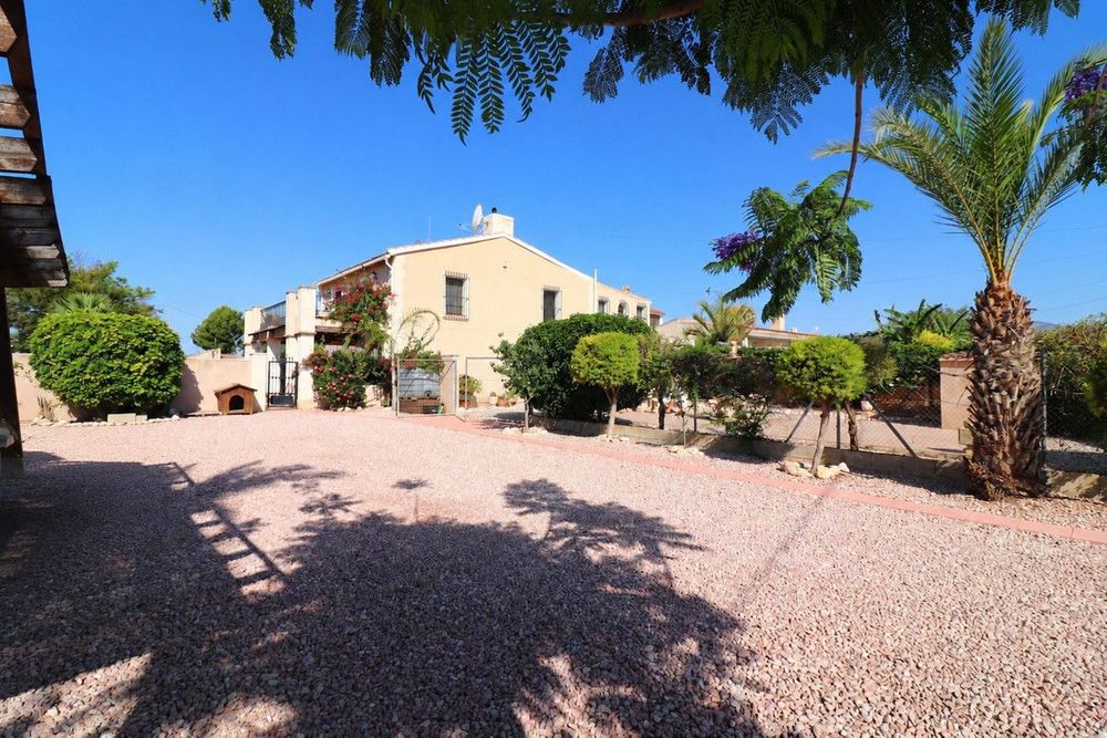 House | Resale in Albatera in Albatera, Costa Blanca - Main property photo