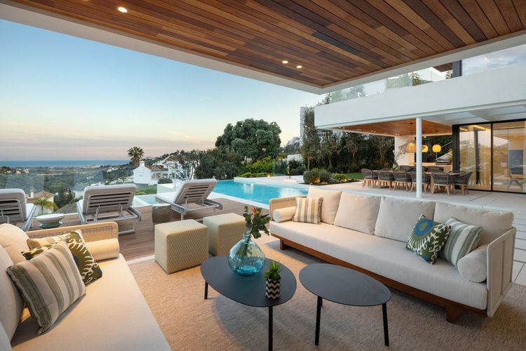 House | Resale in La Quinta in La Quinta, Costa del Sol - Photo 3