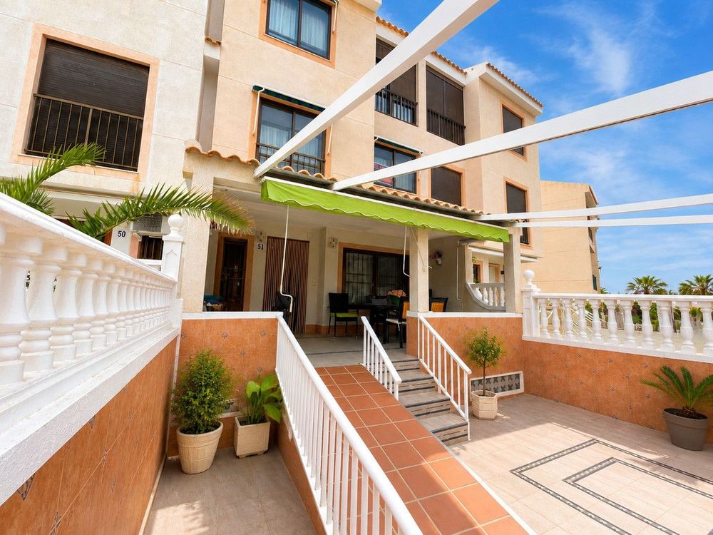 House | Resale in Guardamar del Segura in Guardamar del Segura, Costa Blanca - Main property photo