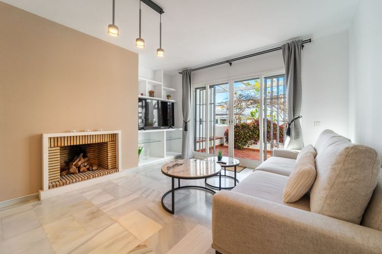 Penthouse | Resale in Nagüeles in Nagüeles, Costa del Sol - Photo 3