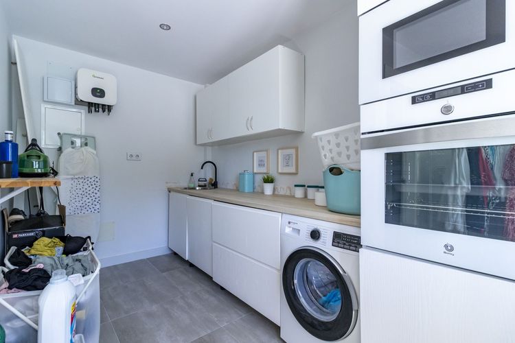 House | Resale in San Pedro de Alcántara in San Pedro de Alcántara Others, Costa del Sol - Photo 5