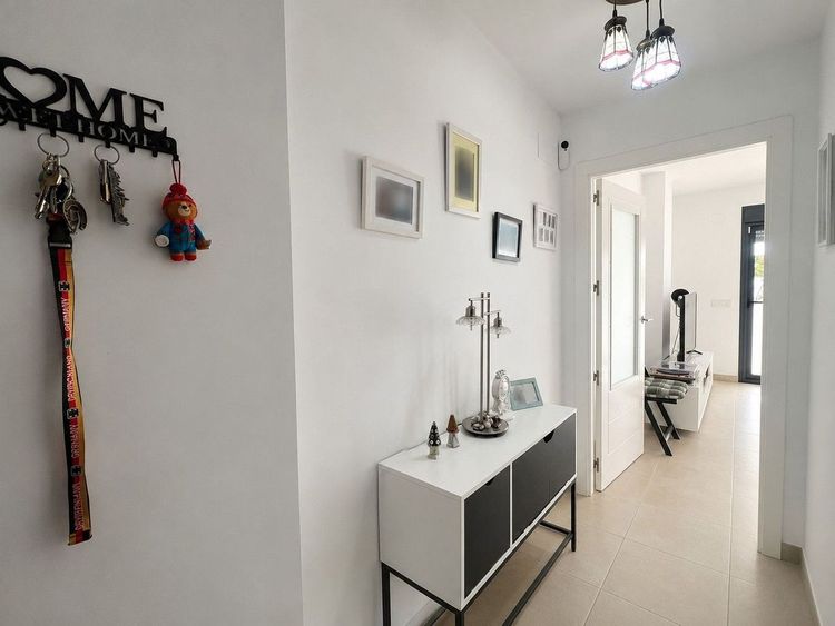House | Resale in Torremolinos in Torremolinos Others, Costa del Sol - Photo 5