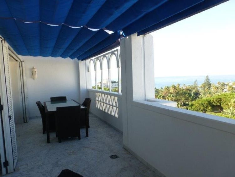 Penthouse | Resale in Puerto Banús in Puerto Banús, Costa del Sol - Photo 4