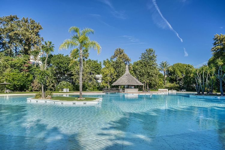 Penthouse | Resale in Guadalmina Baja - Development photo 1