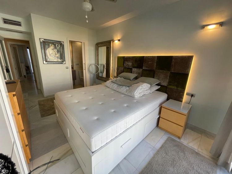 Apartment | Resale in Puerto Banús in Puerto Banús, Costa del Sol - Photo 3