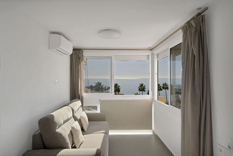 Apartment | Resale in Marbella in Marbella Others, Costa del Sol - Photo 2