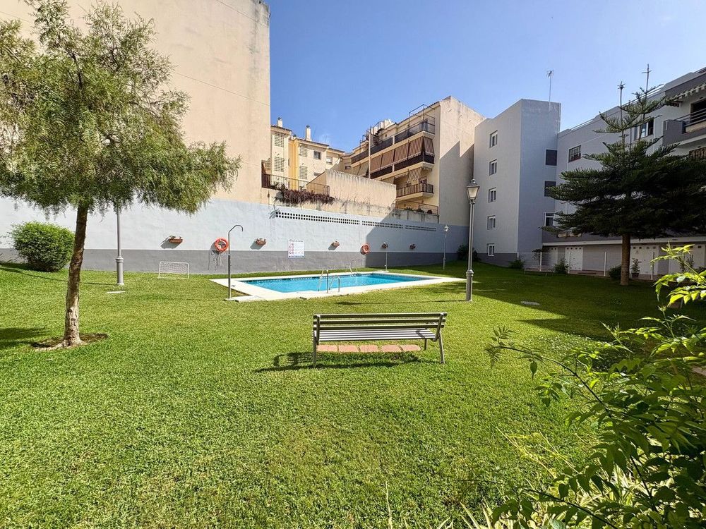 Apartment | Resale in Las Lagunas in Las Lagunas, Costa del Sol - Main property photo