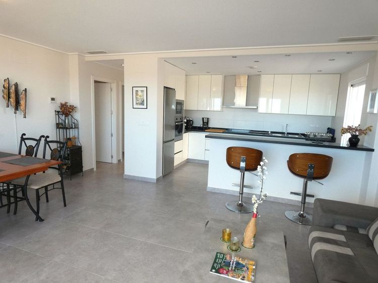 Apartment | Resale in Punta Prima in Punta Prima, Costa Blanca - Photo 5