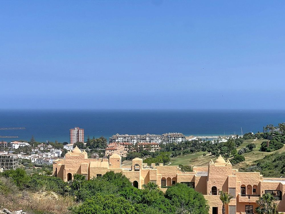 Apartment | Resale in Manilva in Manilva Others, Costa del Sol - Main property photo