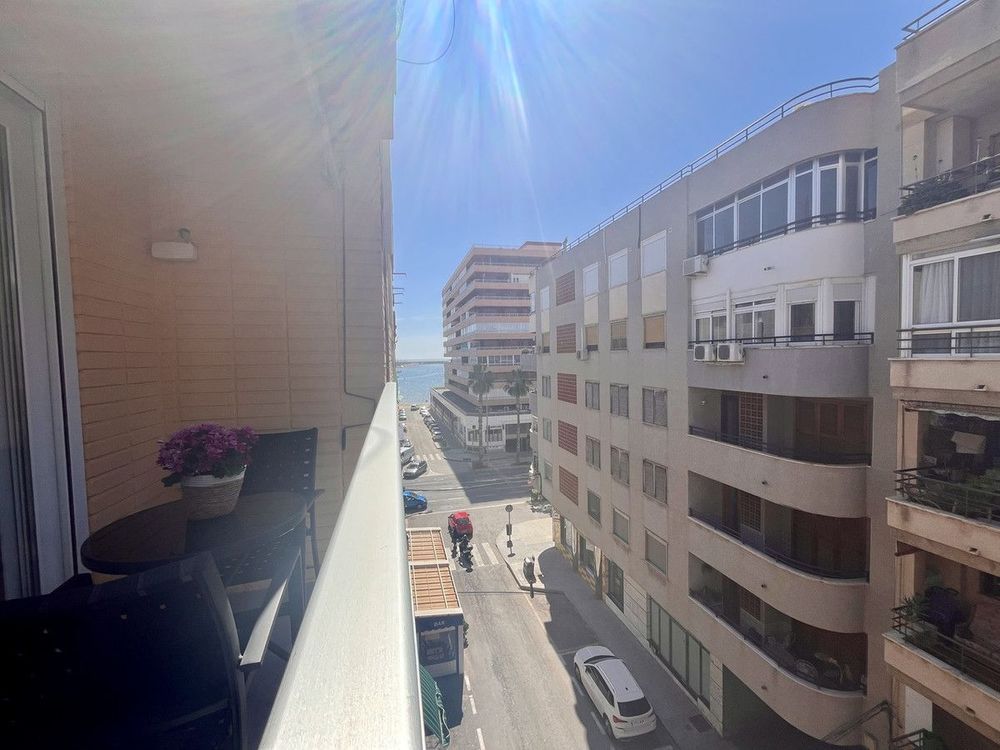Apartment | Resale in Torrevieja in Torrevieja, Costa Blanca - Main property photo