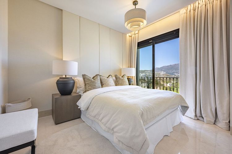 Penthouse | Resale in La Quinta in La Quinta, Costa del Sol - Photo 3