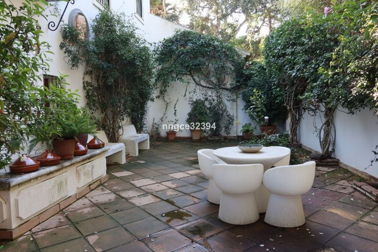 House | Resale in Sotogrande Costa in Sotogrande Costa, Costa del Sol - Photo 5