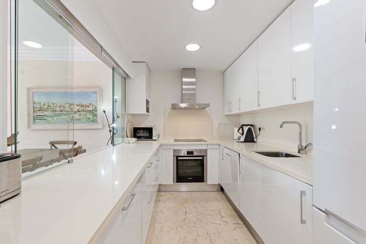 Apartment | Resale in Casares Playa in Casares Playa, Costa del Sol - Photo 4