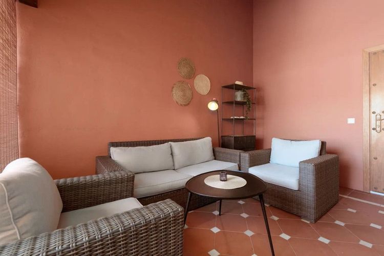 Apartment | Resale in Elviria in Elviria, Costa del Sol - Photo 5