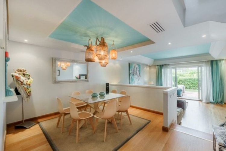 House | Resale in Estepona in Estepona, Costa del Sol - Photo 4