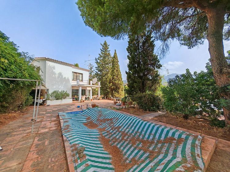 House | Resale in Mijas Costa in Mijas Costa, Costa del Sol - Photo 2