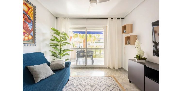 Apartment | Resale in Nueva Andalucía in Nueva Andalucía Others, Costa del Sol - Photo 3