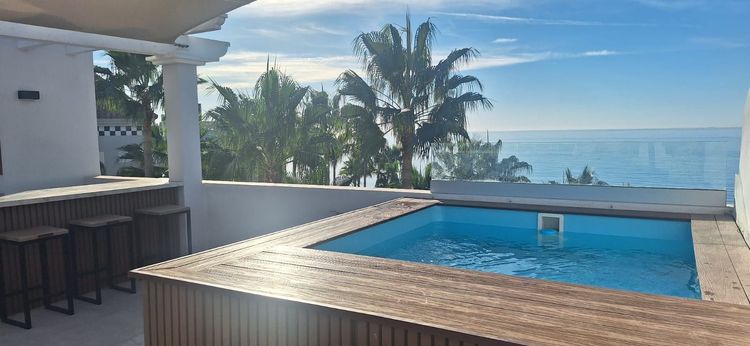 Penthouse | Resale in Estepona in Estepona, Costa del Sol - Photo 2