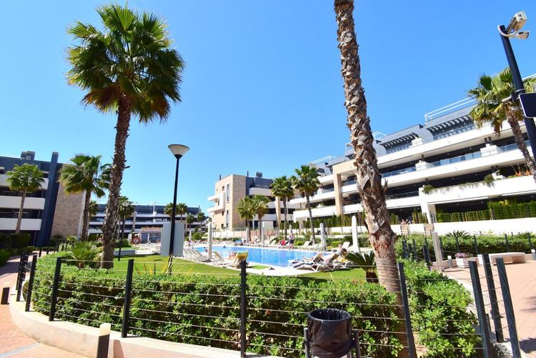 Apartment | Resale in Playa Flamenca in Playa Flamenca, Costa Blanca - Photo 5