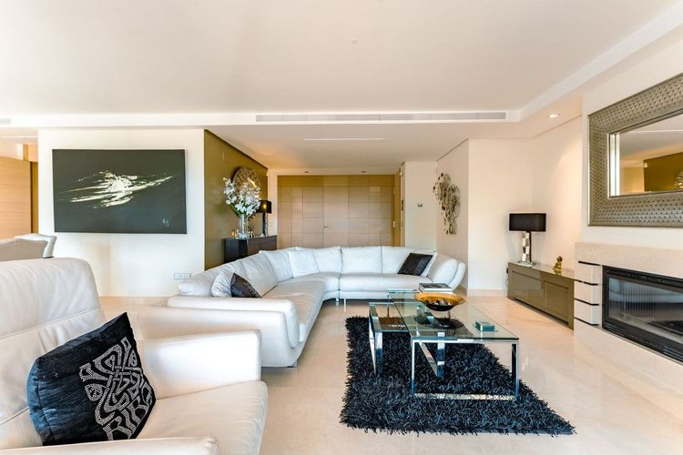 Apartment | Resale in La Quinta in La Quinta, Costa del Sol - Photo 4