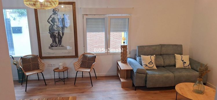 Apartment | Resale in Málaga in Málaga, Costa del Sol - Photo 2