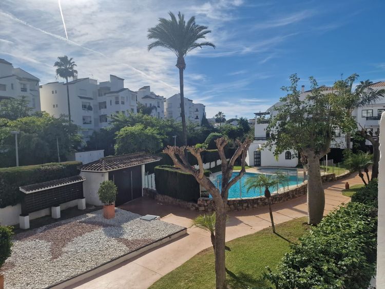 Apartment | Resale in Costalita in Costalita, Costa del Sol - Photo 4