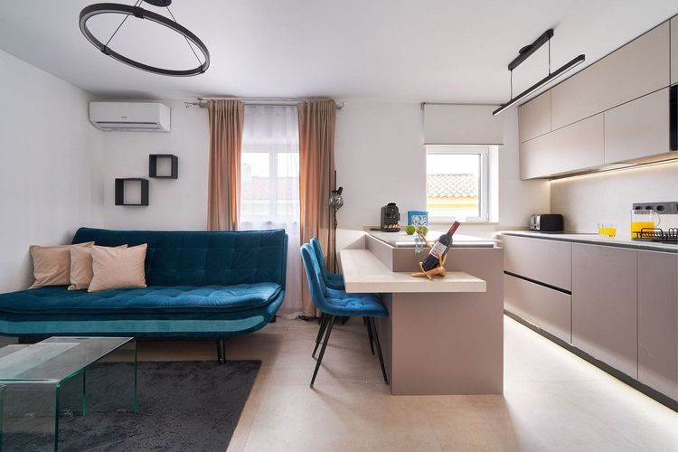 Apartment | Resale in Marbella in Marbella Others, Costa del Sol - Photo 3