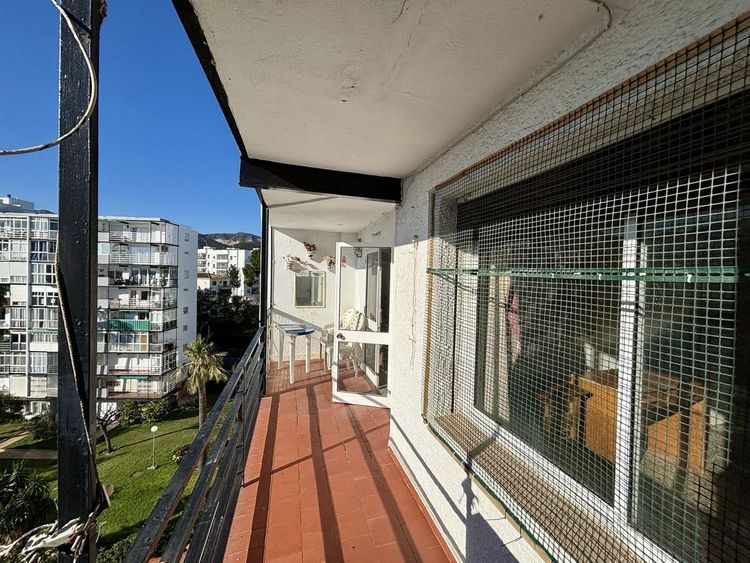 Apartment | Resale in Benalmadena in Benalmadena Others, Costa del Sol - Photo 4