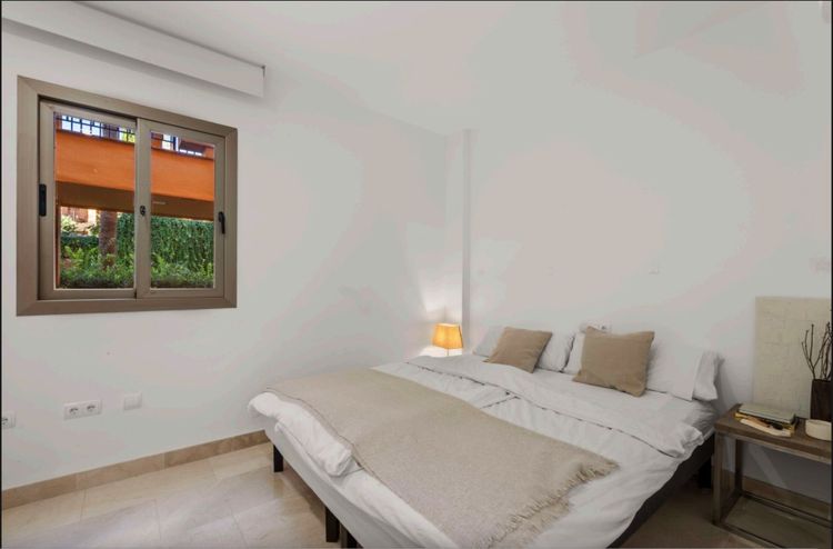 Apartment | Resale in Benahavís in Benahavís Others, Costa del Sol - Photo 5