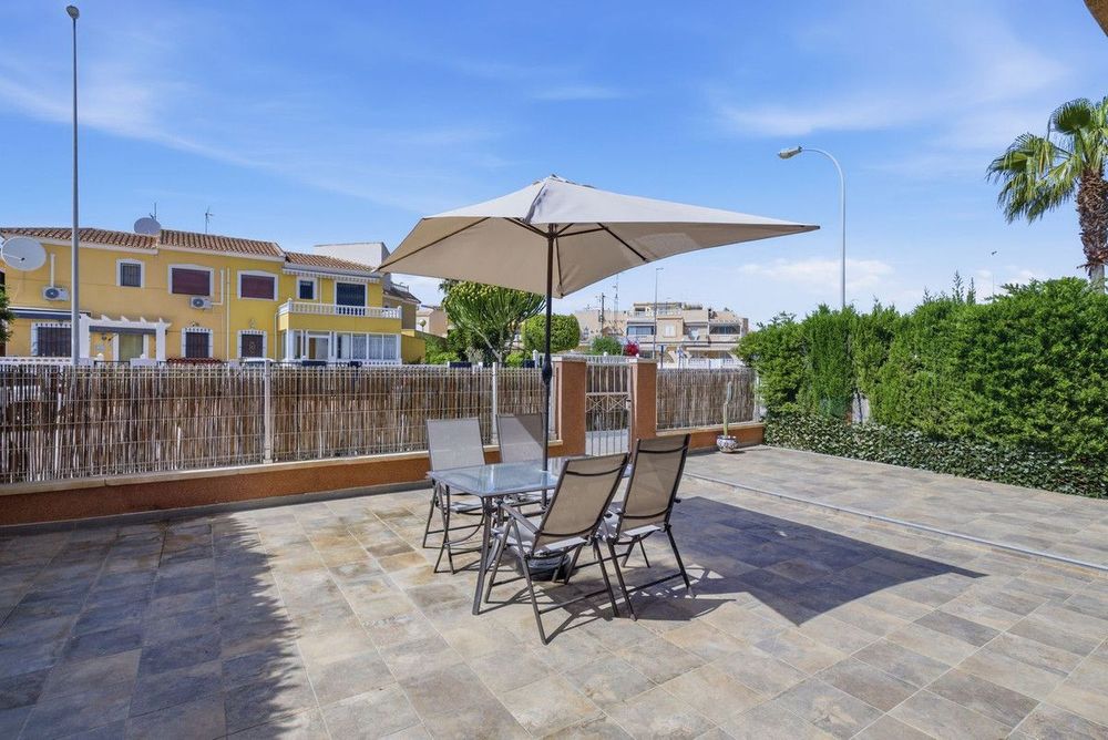 Apartment | Resale in Playa Flamenca in Playa Flamenca, Costa Blanca - Main property photo