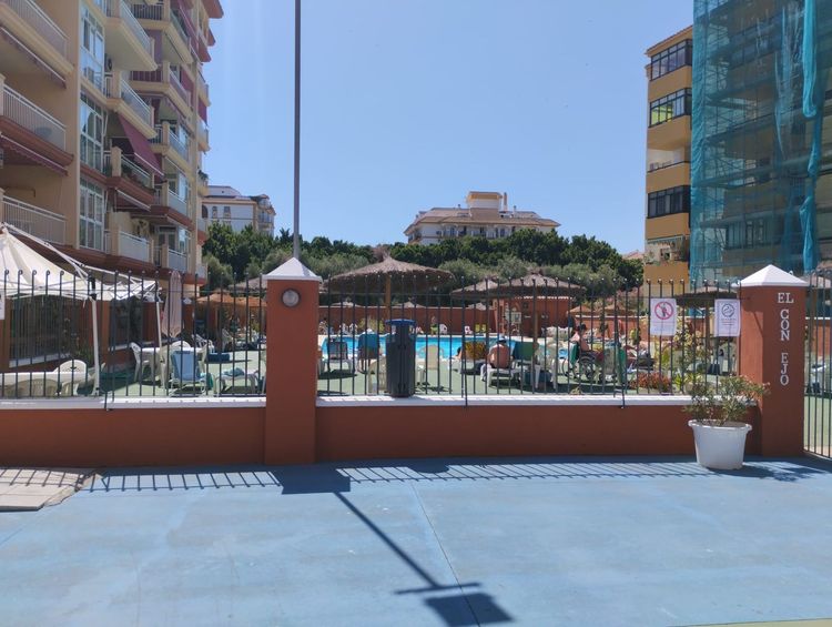 Apartment | Resale in Fuengirola in Fuengirola, Costa del Sol - Photo 4