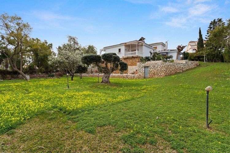 House | Resale in Benalmadena Costa in Benalmadena Costa, Costa del Sol - Photo 4