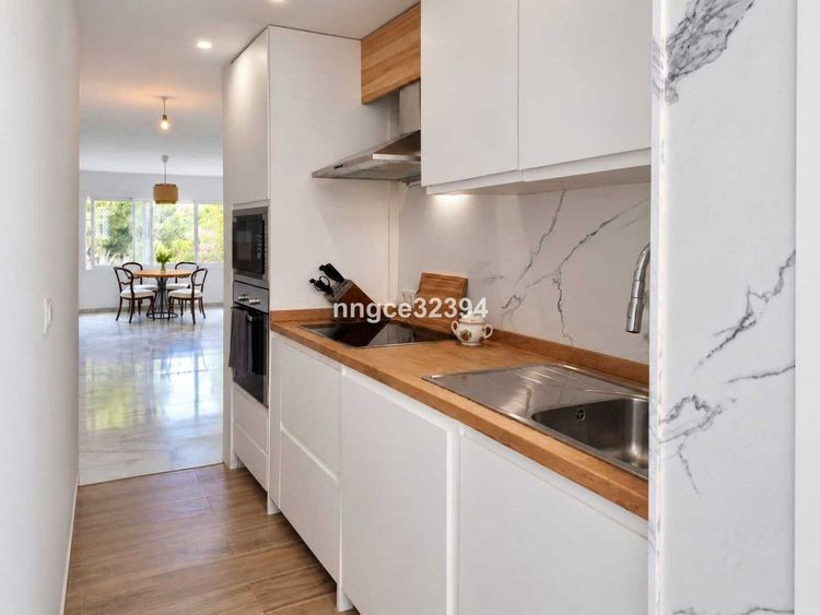 Apartment | Resale in New Golden Mile in New Golden Mile, Costa del Sol - Photo 5