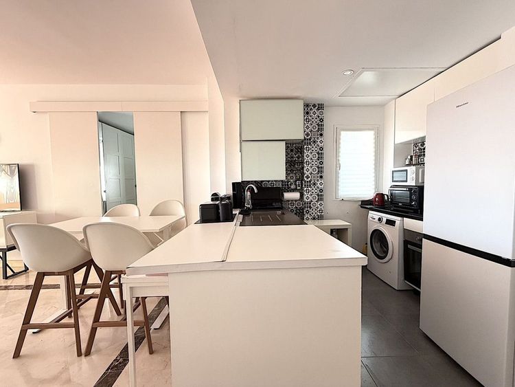 Apartment | Resale in Bel Air in Bel Air, Costa del Sol - Photo 2