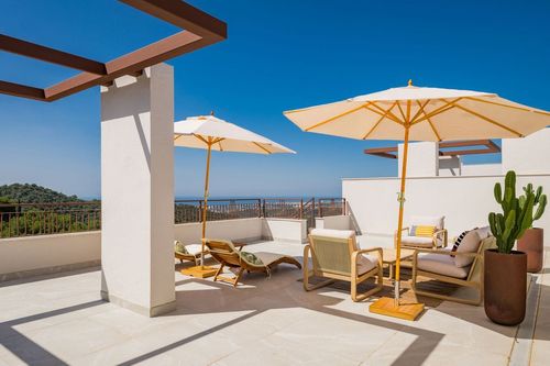 Penthouse | Resale in Istán — Istán, Costa del Sol