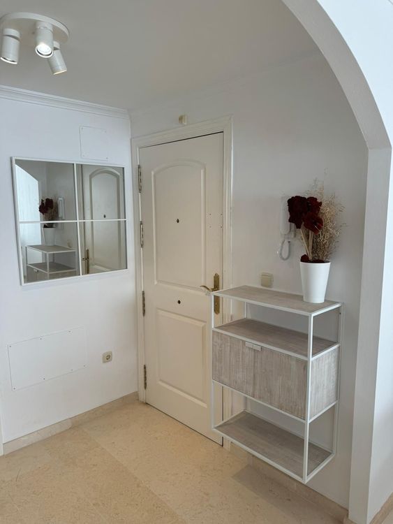 Apartment | Resale in Elviria in Elviria, Costa del Sol - Photo 3