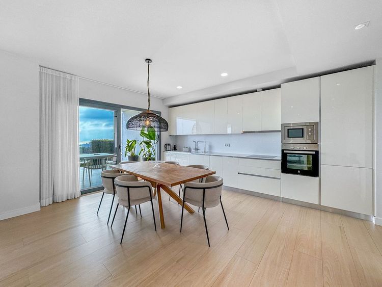 Apartment | Resale in Sotogrande in Sotogrande Others, Costa del Sol - Photo 3