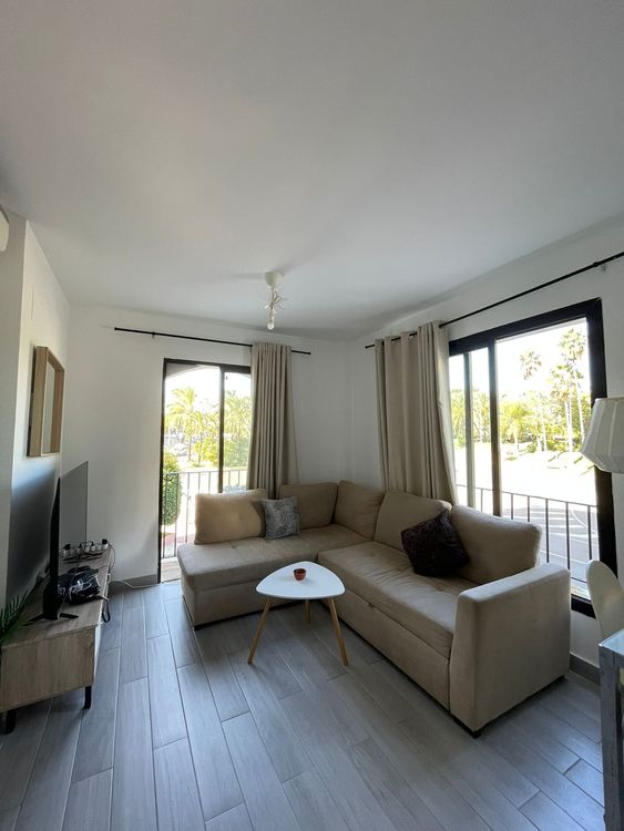 Apartment | Resale in Puerto Banús in Puerto Banús, Costa del Sol - Photo 3