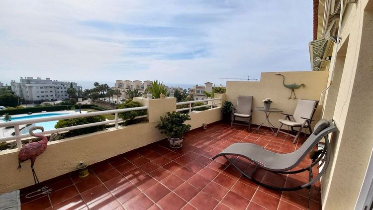 Penthouse | Resale in El Chaparral in El Chaparral, Costa del Sol - Photo 2