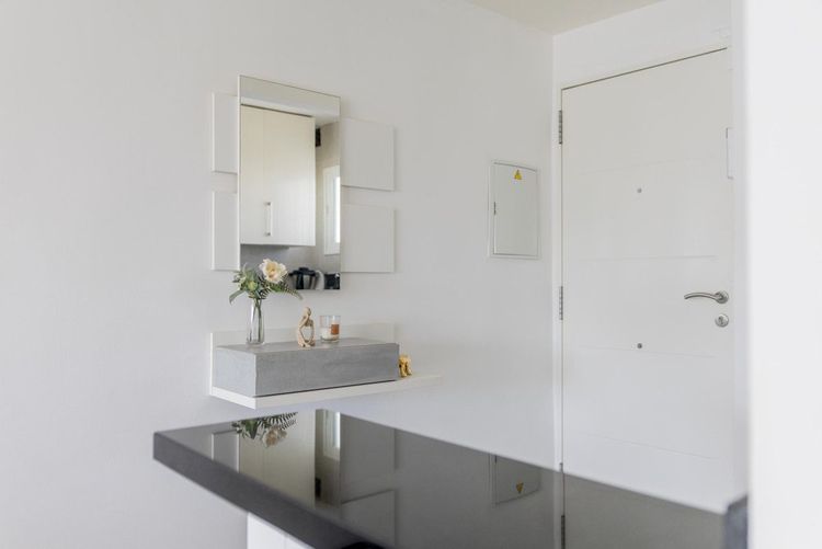 Apartment | Resale in Benalmadena in Benalmadena Others, Costa del Sol - Photo 2
