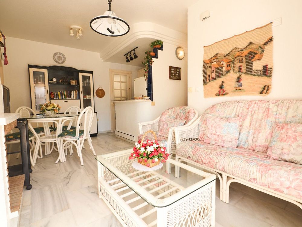 Apartment | Resale in Playa de los Locos in Playa de los Locos, Costa Blanca - Main property photo