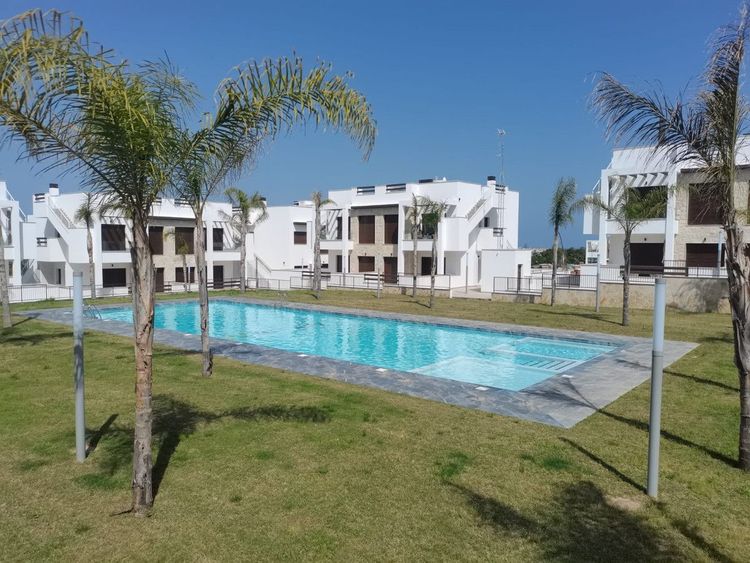 Apartment | Resale in Los Balcones in Los Balcones, Costa Blanca - Photo 2