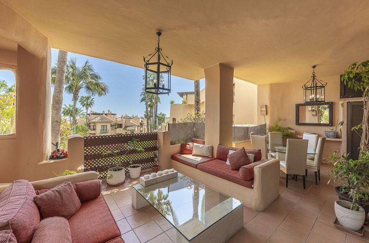 Apartment | Resale in Marbella in Marbella Others, Costa del Sol - Photo 5