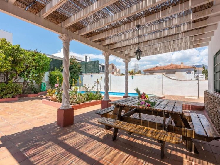 House | Resale in Nerja in Nerja, Costa del Sol - Photo 3