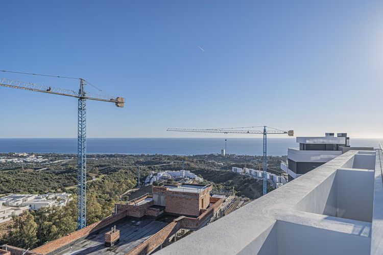 Apartment | Resale in Altos de los Monteros - Development photo 1